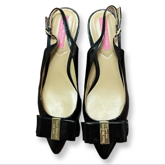 Isaac Mizrahi black patent kitten heel - Picture 2 of 8